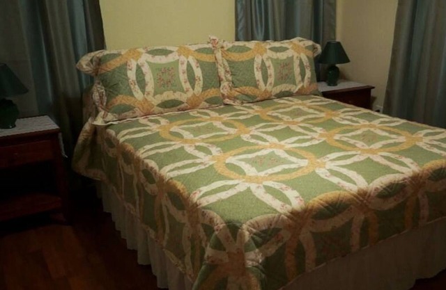 Yellow Elder Cottage, 1 Bedroom
