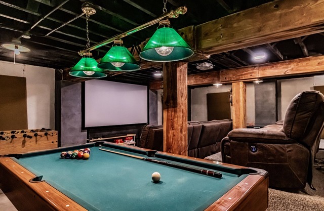 Yellowstone Station - Game Room & Home Theater