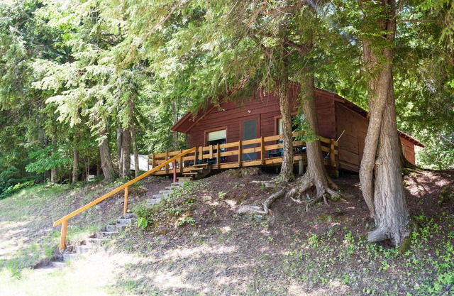 Yksi (#1) Cabin on Otter Lake - Manninen's Cabins