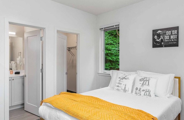 Yoda's Swamp Suite in Queen Anne