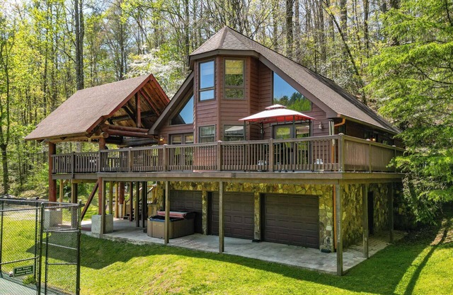 Yogis Hideaway -Stunning Kabine mit eigenem Tennisplatz, Basketball, Wandern