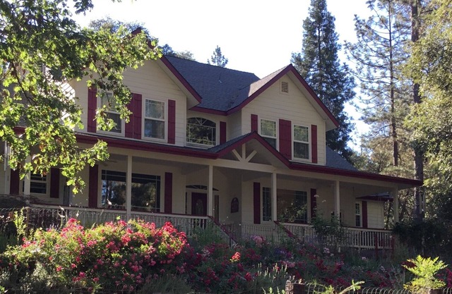 Yosemite Firehouse Inn