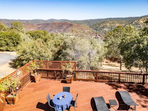 Yosemite Mountain Top - Treetop Villa