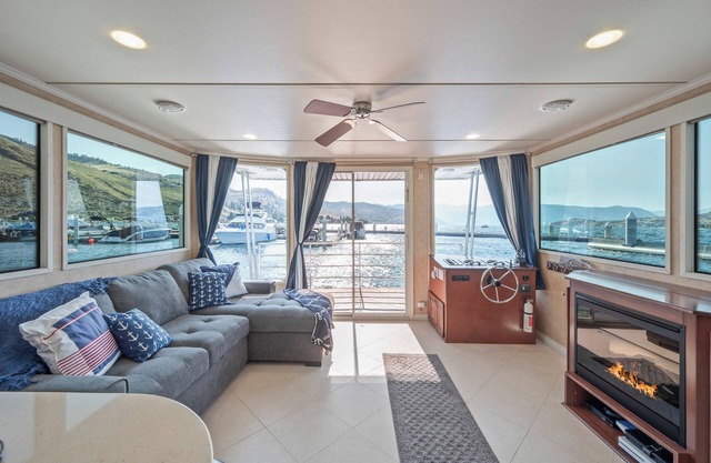 You can't beat these views w/ this unique houseboat ON Lake Chelan