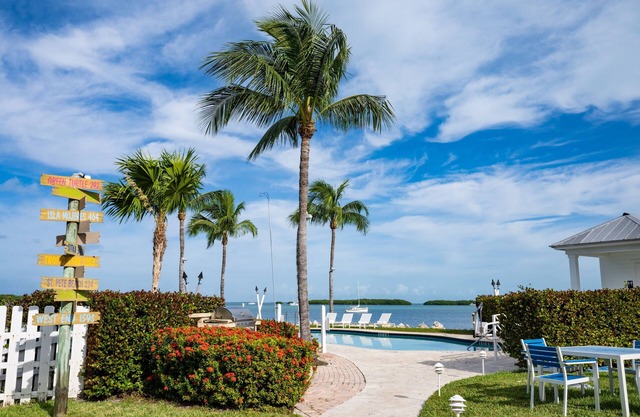 You Don’t Want to Miss This! Beachfront, Onsite Pool, Near Coral Bay Marina