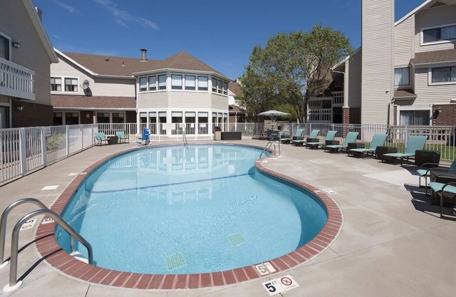 You Found it! 2 Comfortable Units, Free Parking, Onsite Pool, Pets Allowed
