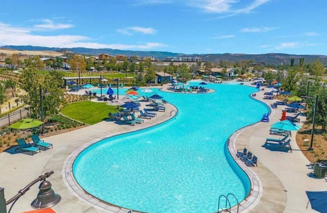 Your 4B4B resort like home in SoCalnn