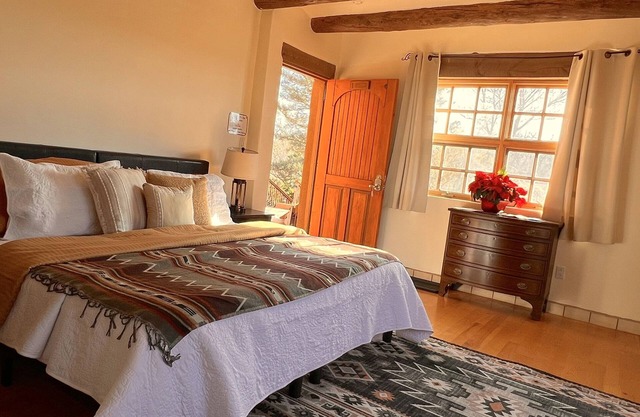 Your Destination Retreat Near Santa Fe
