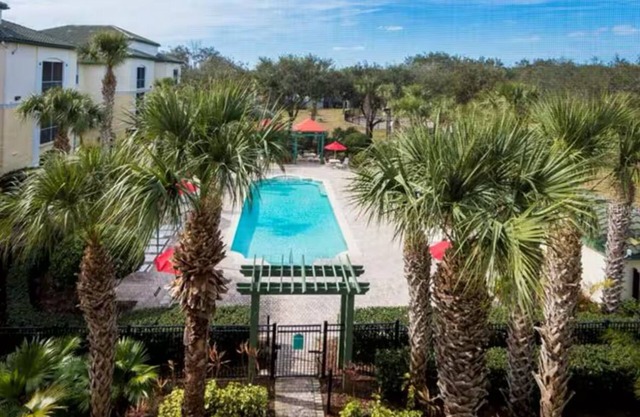 Your Dream 4 bd 2 Ba Kissimmee Getaway near Disneyworld!