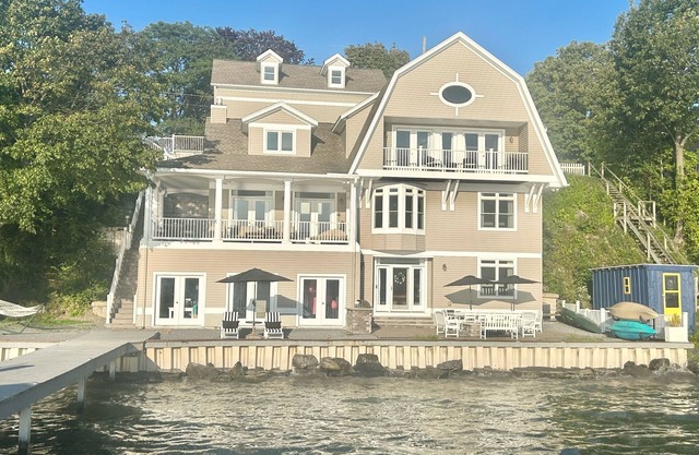 Your dream vacation on gorgeous Seneca Lake!! Luxury lakeside living!