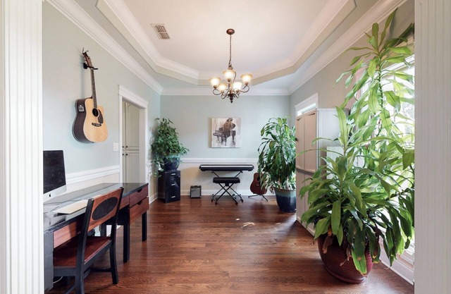 Your Home away from Home - Entire house