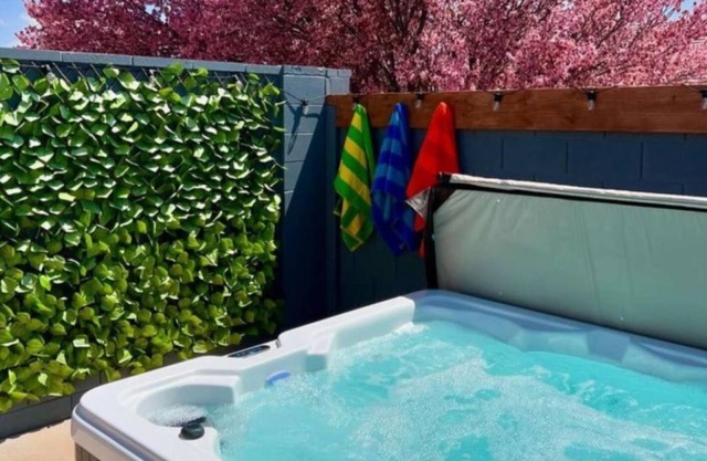 Your Kanab Retreat w/ Hot Tub, Game Room, Pet Friendly