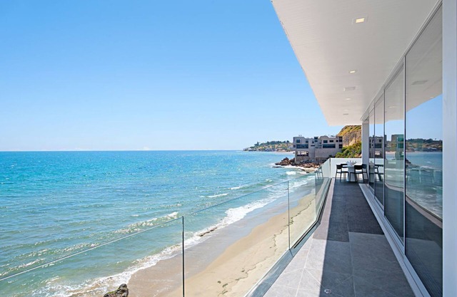 YOUR MALIBU BEACHFRONT DREAMS AWAIT