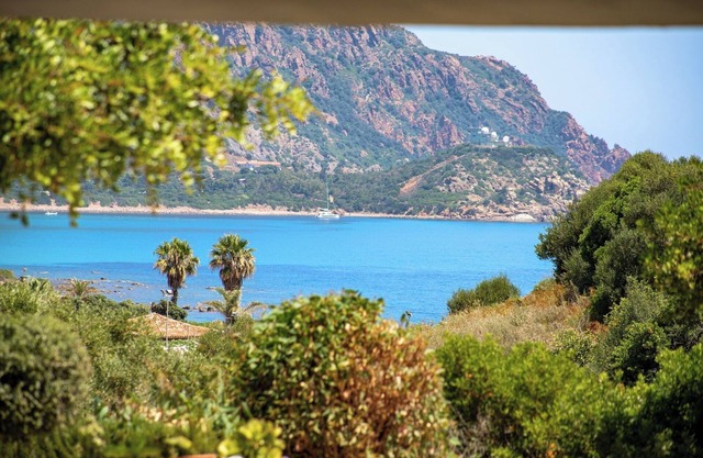 "Your Oasis of Relaxation with a Sea View" Villa RosMari