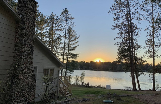 Your Own Private Vintage Lakefront Resort in Tomahawk