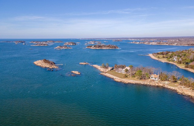 Your own Thimble Islands private cottage! (accessible by car via Old Quarry)