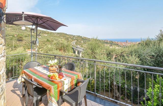 1 Zimmer Unterkunft in Imperia