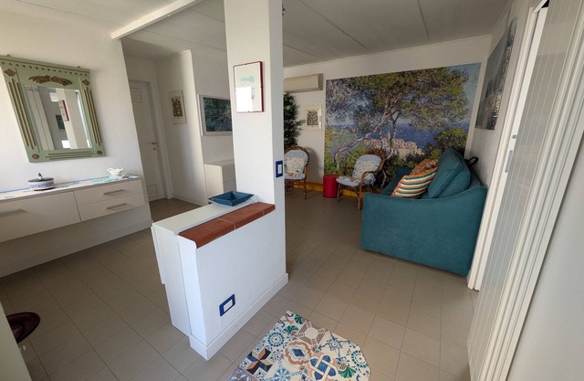 Your Summer Escape: Cozy Apartment with Enclosed Terrace