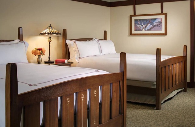 Your Ultimate Golf Getaway! Pet-friendly, Outdoor Pool, Near Blacks Beach