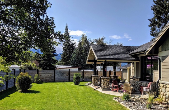 Your vacation home in the mountains!