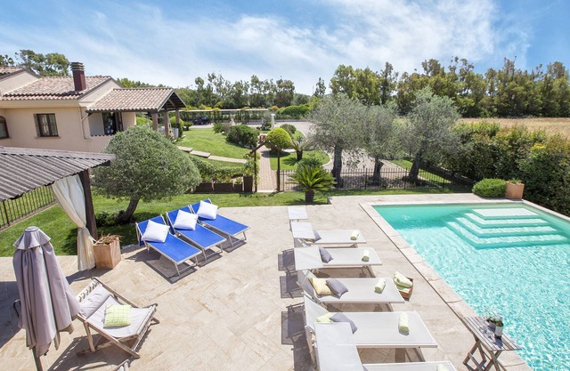 Your vacation surrounded by greenery at Villa Irde (6 rooms 6 bathrooms)