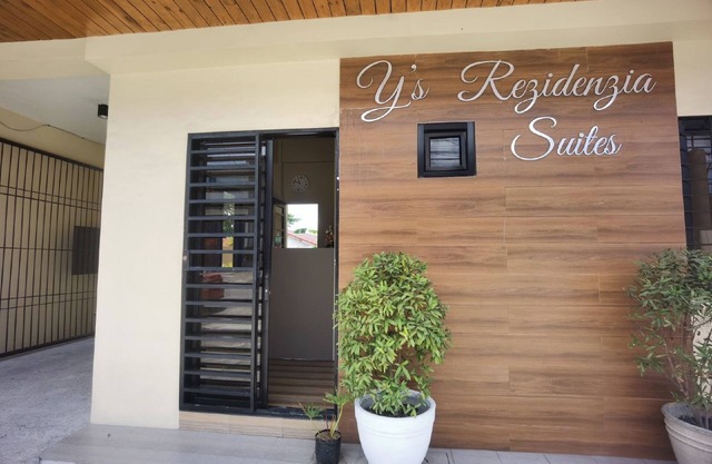 Y's Rezidenzia Suites