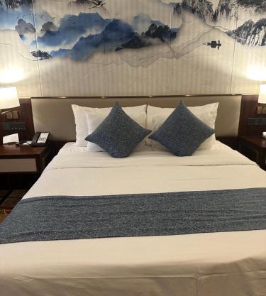 Yuebinge Hotel