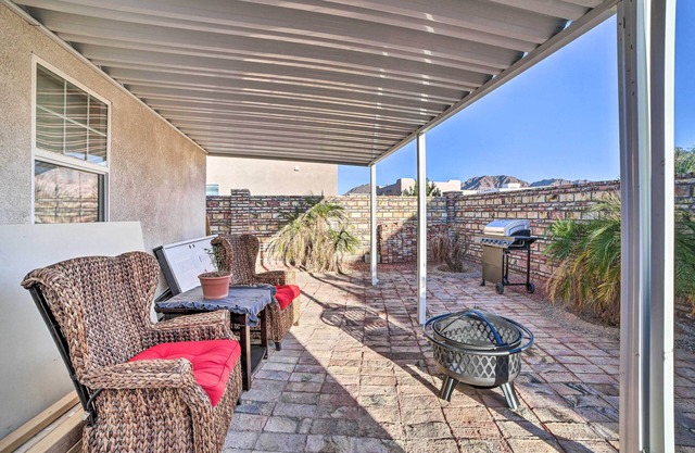Yuma Foothills Rental: Near 3 Golf Courses!