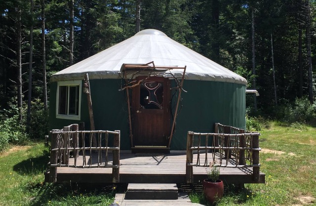 Redwood Forest Farm YURT mit Sauna