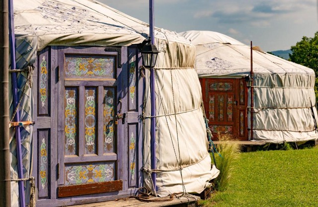 Yurte in Langa