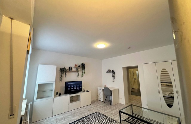 Zentrale Wohnung In Krefeld