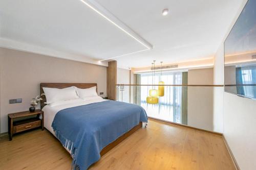 Zhujiajian Ruiyue Resort Hotel