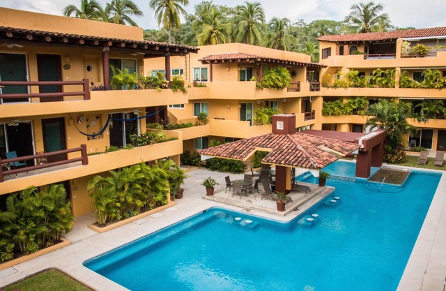 ZIHUATANEJO - Schöne Wohnung in bester Lage und nur wenige Schritte vom Strand entfernt
