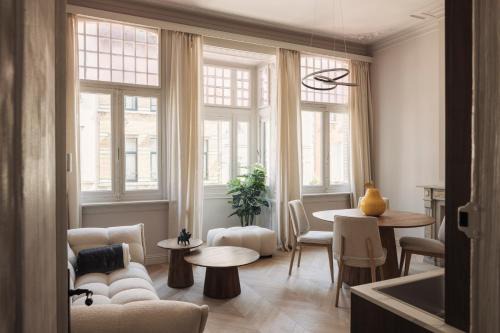 Zurenborg Suites