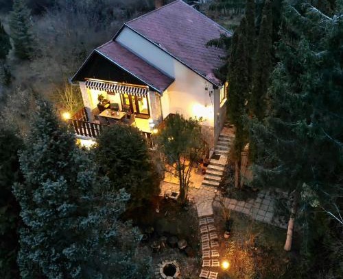 Nograd Haus | Égig Érő Fa Vendégház