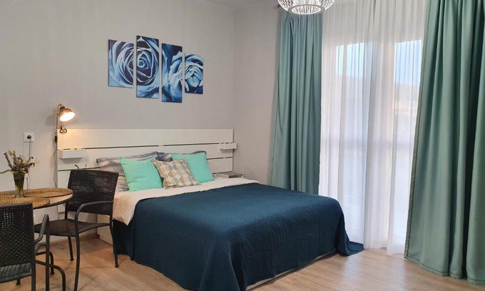 Maly Utrish Wohnung | Акварель
