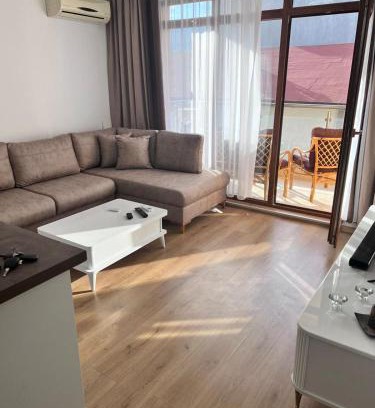 Obzor Wohnung | Апартамент Дани