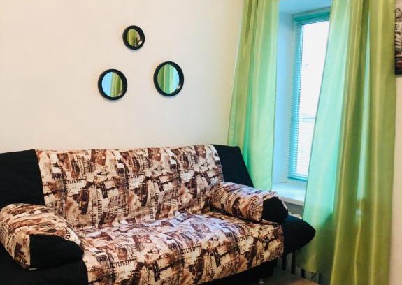 Admiralteyskiy Wohnung | Арт-студия Happy color