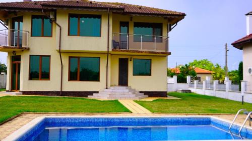 Rusalka Haus | Вила Роза - Villa Rosa