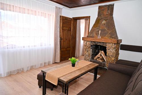 Dobrinishte Haus | Къща Джано
