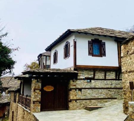 Leshten Wohnung | Къща за гости Близнаците