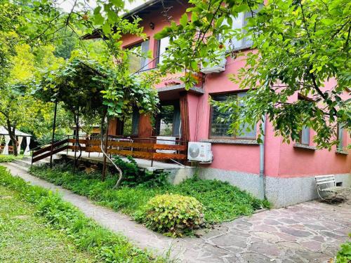 Ribaritsa Haus | Къща за гости Станеви