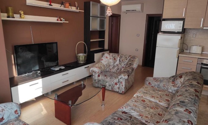 Smolyan Wohnung | Слънчев апартамент с прекрасна гледка, паркинг.