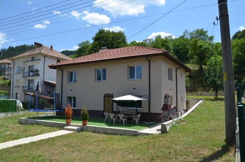 Zlatograd Haus | Стаи за гости Мартинови