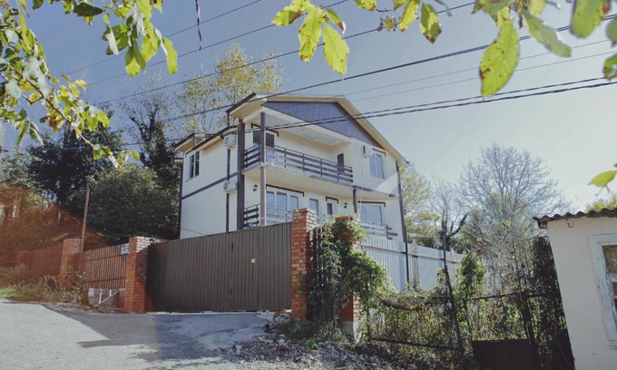 Dzhubga Haus | Тихий дворик