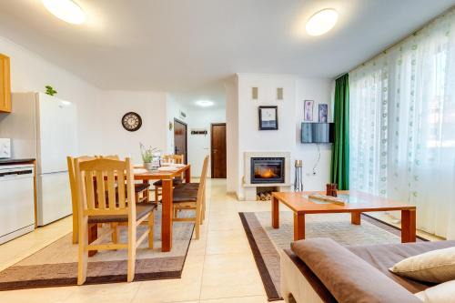 Pamporovo Wohnung | Тристаен апартамент 1А17 Гранд Манастира Пампорово