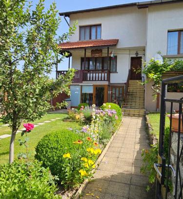 Beli Iskar Haus | Юндовата къща