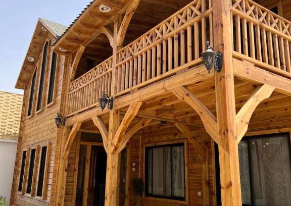 Al Hada Skihütte | أكواخ غيم ومطر