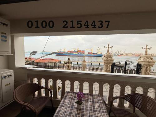 Port Said Wohnung | شقه مطله علي قناة السويس والبحر فيو رائع 102 بورسعيد