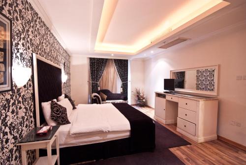 King Abdul Aziz Road Villa | فلل رويال ان